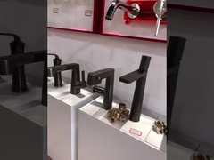 ก๊อกน้ำที่ทันสมัย