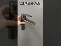 ก๊อกน้ำ PVC, หล่อขึ้นรูปด้วยสังกะสี, ที่จับก๊อกน้ำสำหรับห้องน้ำ, สีเงินสว่าง