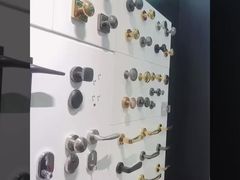 ดูเหตุใดจึงเลือกชุดลูกบิดประตูภายในยอดนิยม เครื่องจักรกลซีเอ็นซีมือจับประตูร่องสังกะสีเรียบ