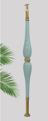 คอนโดรนท์แอคริลิค Staircase Railing Pillars คริสตัล Baluster จากผู้ผลิตสําหรับการใช้ในบ้าน